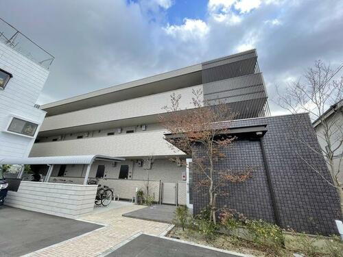 兵庫県尼崎市南塚口町８丁目 3階建 築4年8ヶ月