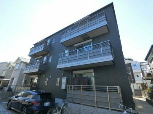 千葉県市川市南八幡１丁目 賃貸マンション