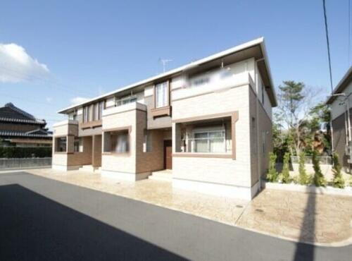 三重県鈴鹿市長太栄町３丁目 築6年10ヶ月 2階建