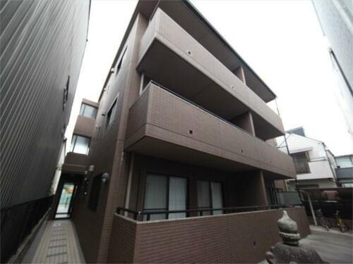愛知県名古屋市千種区青柳町７丁目 3階建