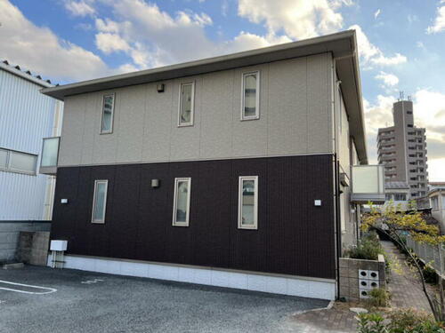 シャーメゾン南車崎 2階建