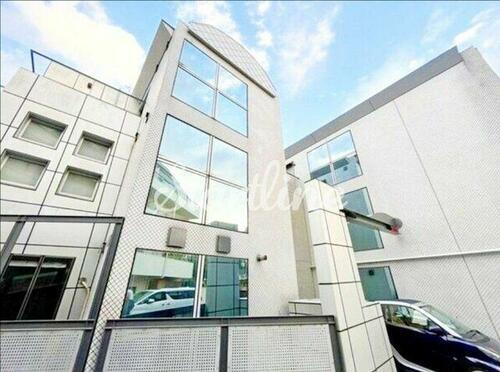 東京都渋谷区千駄ヶ谷５丁目 築34年4ヶ月 3階建