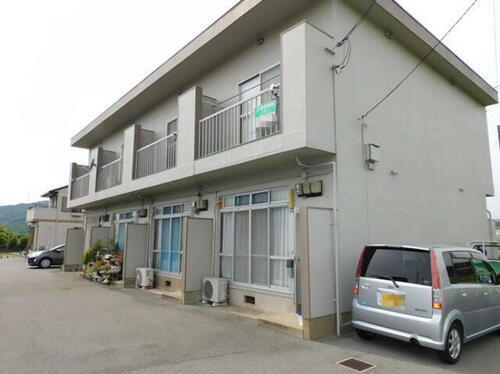山本アパート 2階建