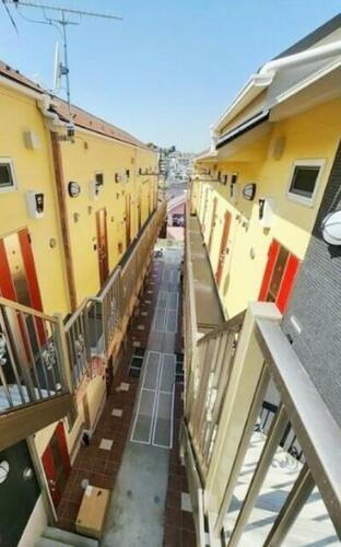 ロックガーデンズ三ツ沢