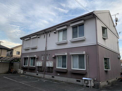 フレグランス金保Ａ棟 2階建