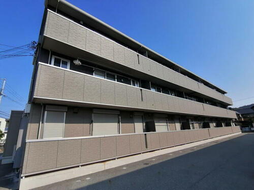 ノア東山　Ａ棟 3階建