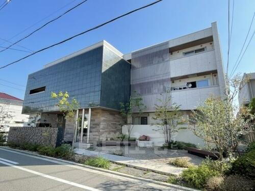 大阪府堺市堺区南三国ヶ丘町３丁 3階建 築8年10ヶ月