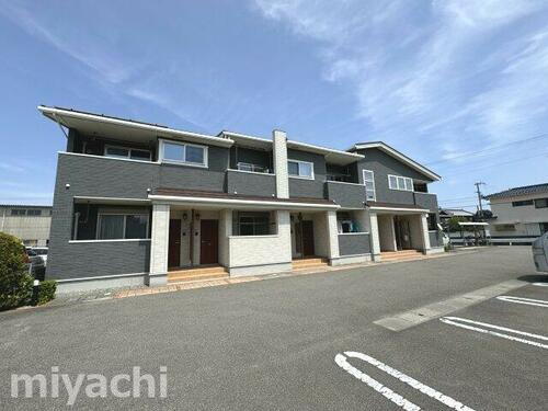 徳島県徳島市金沢２丁目 賃貸アパート