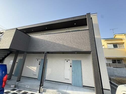 兵庫県三木市志染町西自由が丘１丁目 賃貸アパート