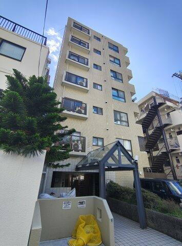 兵庫県神戸市中央区花隈町 築30年9ヶ月 8階建