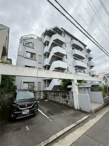 兵庫県尼崎市南武庫之荘３丁目 5階建