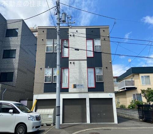 北海道札幌市南区澄川四条６丁目 3階建 築19年5ヶ月