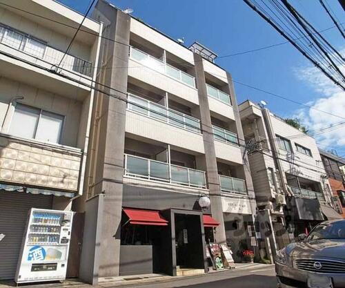 京都府京都市山科区安朱北屋敷町 6階建