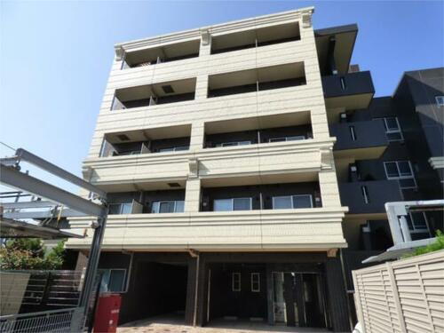 東京都府中市八幡町３丁目 5階建