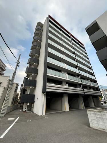 サンシャインタワー三萩野 10階建