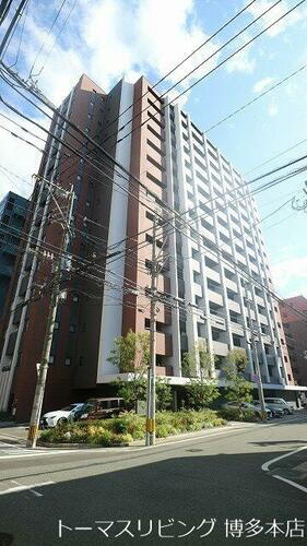 福岡県福岡市博多区博多駅南２丁目 15階建