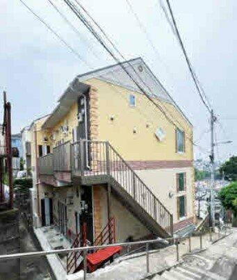 神奈川県横浜市栄区笠間３丁目 築3年4ヶ月 2階建