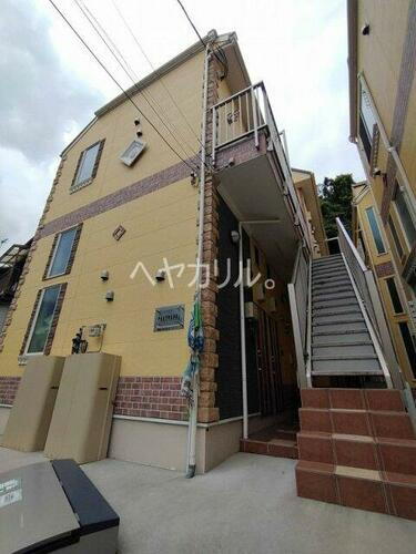 神奈川県横浜市金沢区町屋町 賃貸アパート