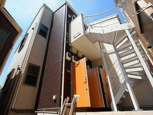 神奈川県横浜市南区南太田２丁目 築8年9ヶ月 2階建