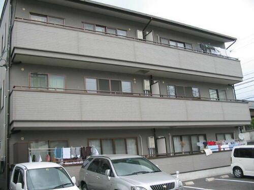 北村マンション 3階建