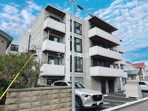 北海道北広島市共栄町４丁目 賃貸マンション