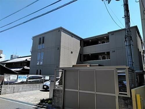 クレールコート 3階建