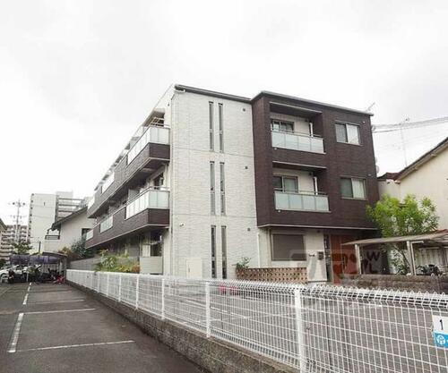 ソレイユ 3階建