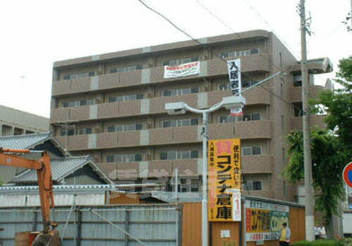 愛知県名古屋市港区甚兵衛通３丁目 賃貸マンション