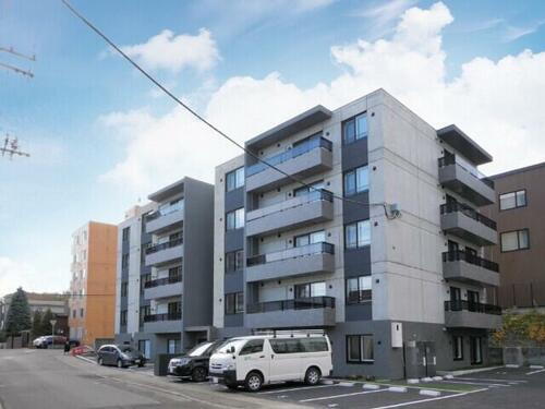 北海道札幌市中央区南十七条西１８丁目 賃貸マンション