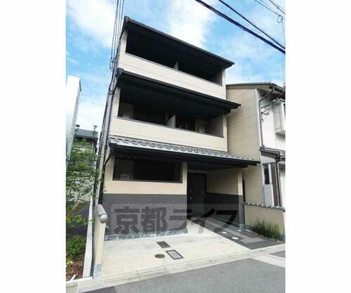 京都府京都市下京区西洞院通正面下る鍛冶屋町 築10年12ヶ月 3階建