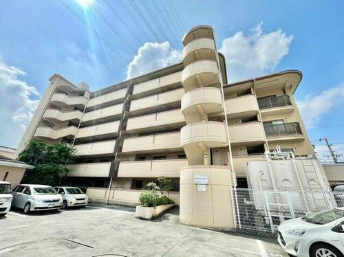 大阪府八尾市青山町３丁目 賃貸マンション