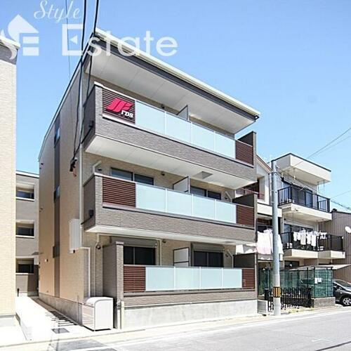 愛知県名古屋市中村区向島町２丁目 3階建