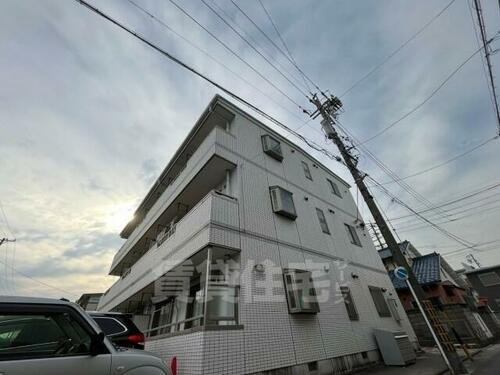 愛知県名古屋市中川区松年町３丁目 賃貸マンション