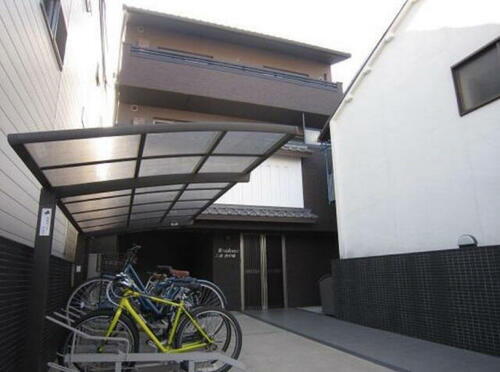 京都府京都市中京区西ノ京式部町 築11年3ヶ月 地上3階地下1階建