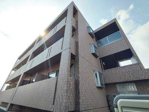 東京都日野市平山５丁目 3階建 築17年9ヶ月