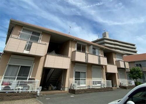 兵庫県姫路市神屋町３丁目 2階建