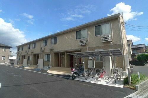 高知県高知市中万々 賃貸アパート