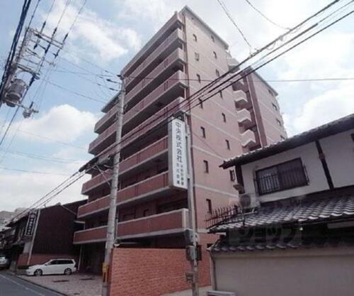 京都府京都市中京区油小路通六角下る六角油小路町 9階建