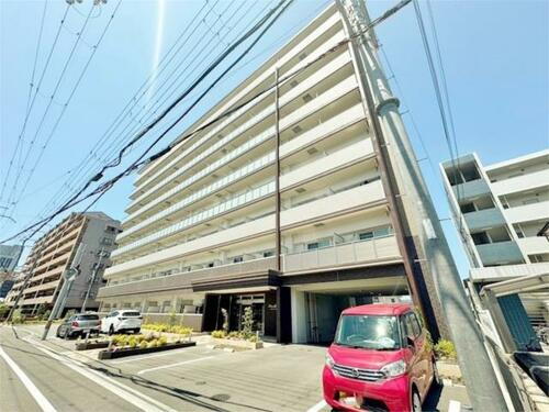 メルベージュ岸 9階建