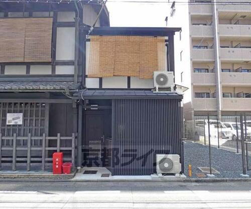 京都府京都市中京区釜座通御池上る下松屋町 築75年12ヶ月 2階建