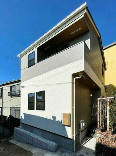 神奈川県横浜市金沢区柴町 2階建