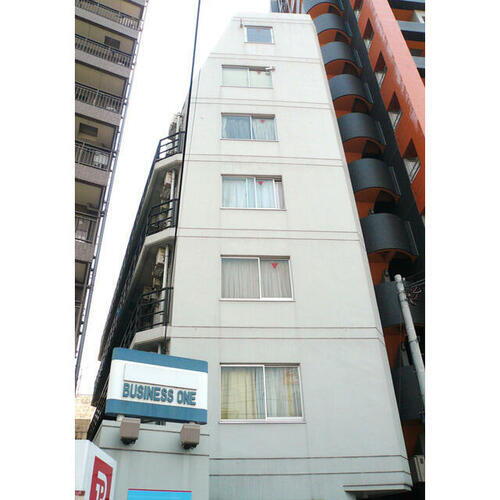 東京都新宿区余丁町 賃貸マンション