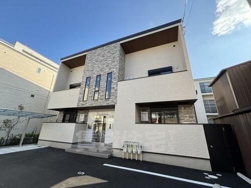 ＬＡ　ＭＡＩＺＯＮ　ＬＵＭＩＥＲＥ