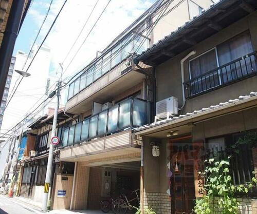 京都府京都市下京区土手町通正面上る溜池町 築37年10ヶ月 4階建