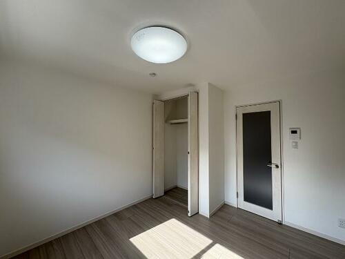 兵庫県三木市志染町西自由が丘１丁目 賃貸アパート