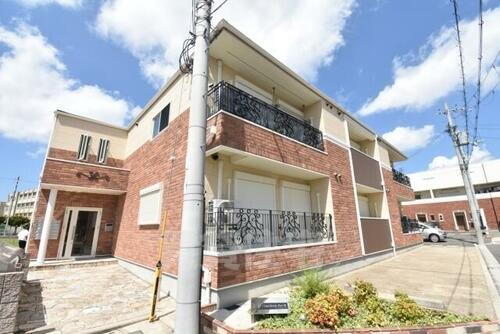 大阪府堺市北区新堀町１丁 築11年11ヶ月 2階建