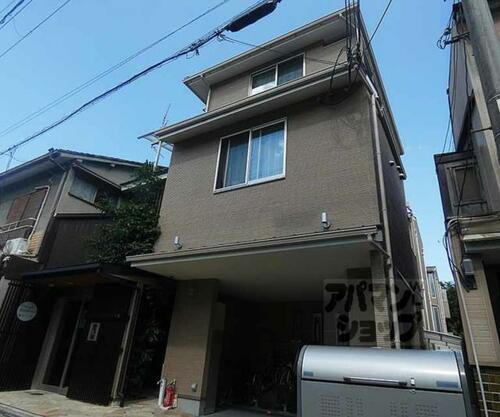 京都府京都市上京区大峰図子町 3階建 築4年7ヶ月