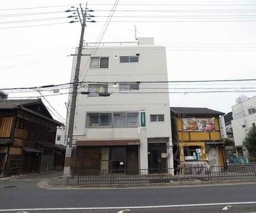 石田ビル 4階建