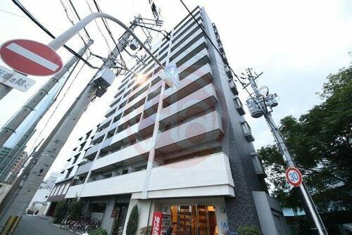 大阪府大阪市西区川口１丁目 11階建
