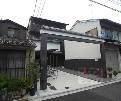 京都府京都市中京区西ノ京式部町 築11年3ヶ月 地上4階地下1階建